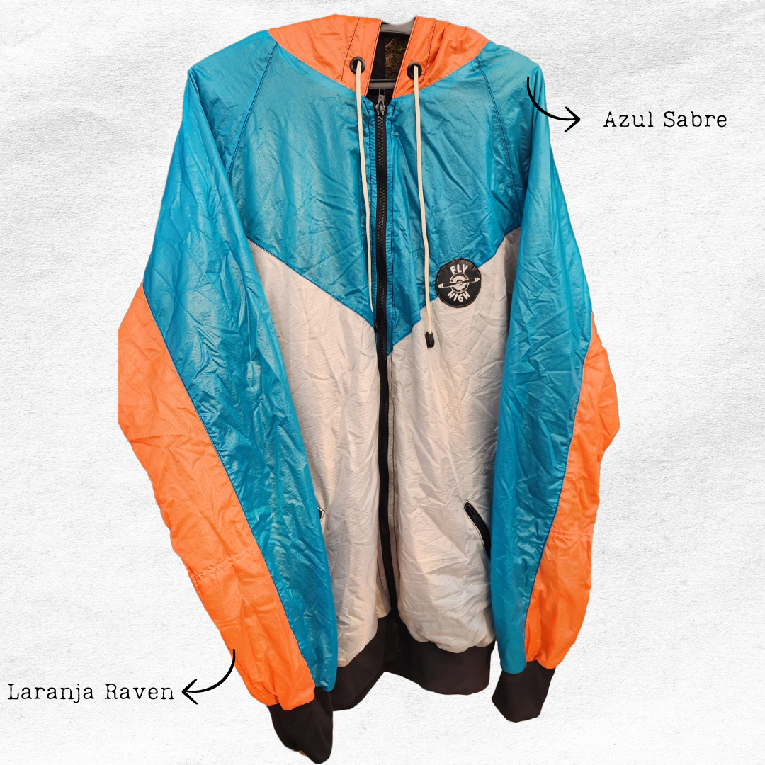 Jaqueta de velame branca, azul e laranja