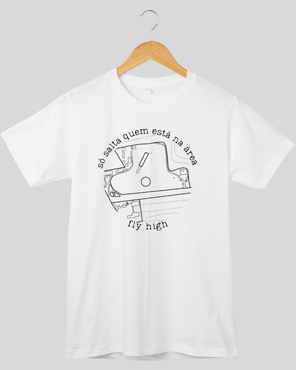 Camiseta Só salta que está na área