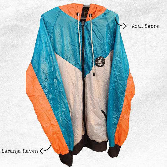 Jaqueta de velame branca, azul e laranja